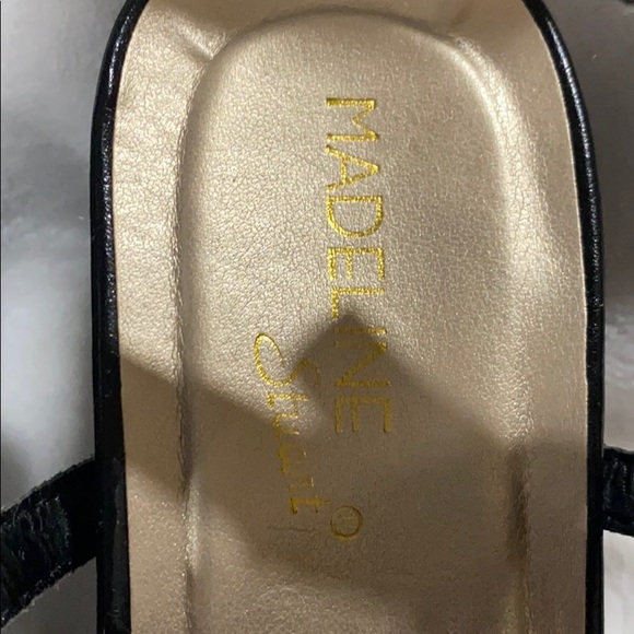 Madeline Stuart Wedge Sandals✨ - Picture 2 of 6